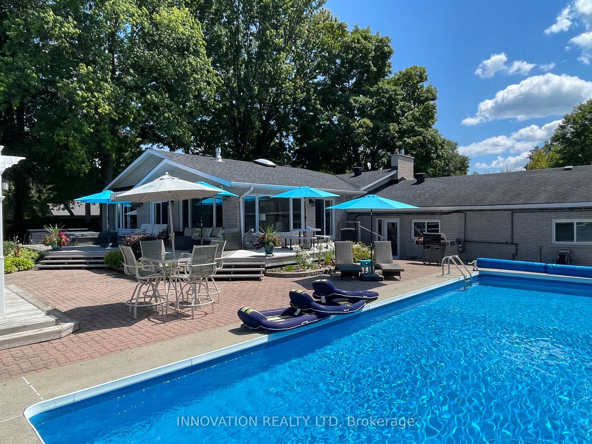 Photo 30 of 1104 Boucher Crescent, Ottawa, Manotick South to Roger Stevens — HOMEH