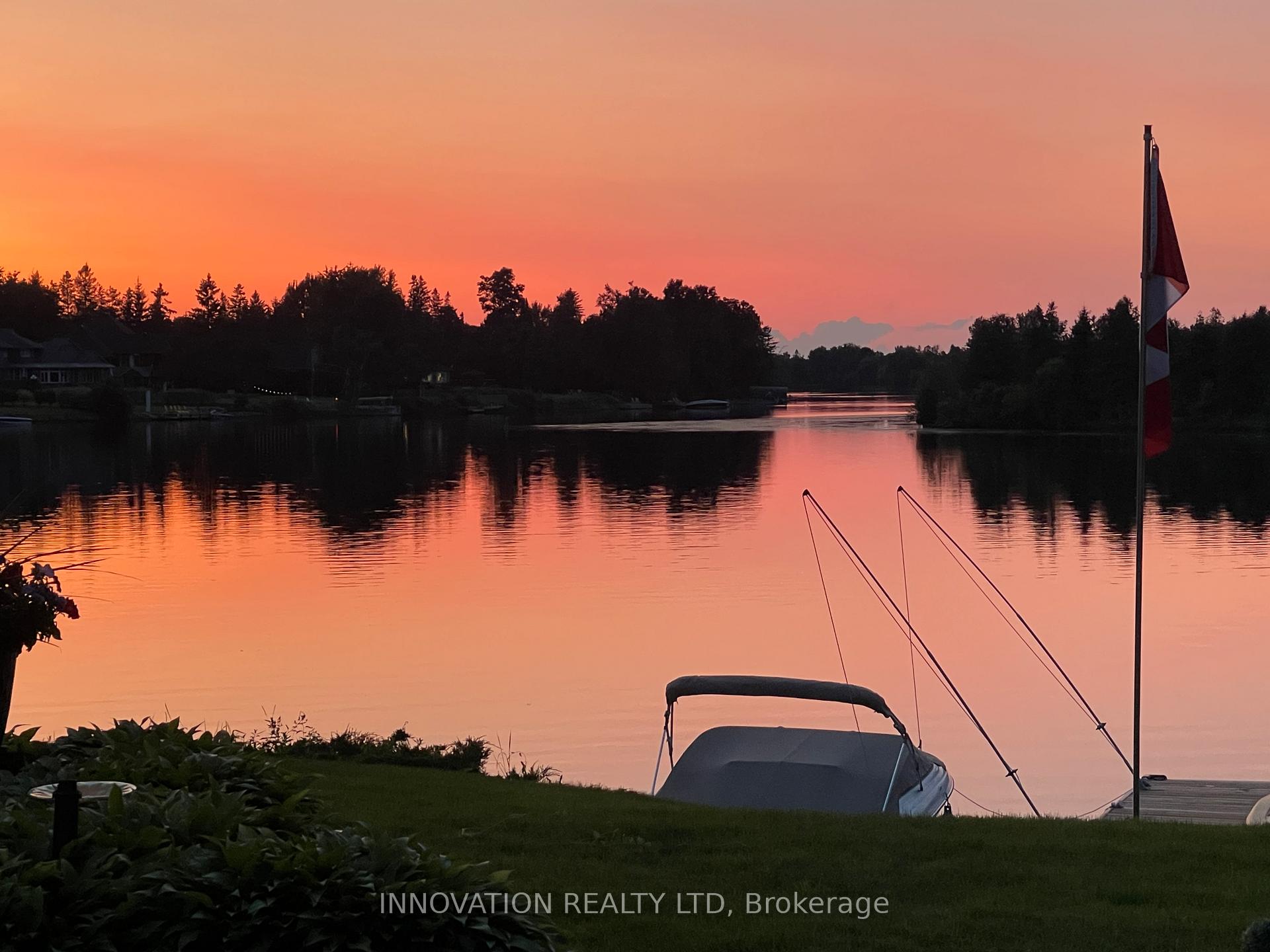 Photo 33 of 1104 Boucher Crescent, Ottawa, Manotick South to Roger Stevens — HOMEH