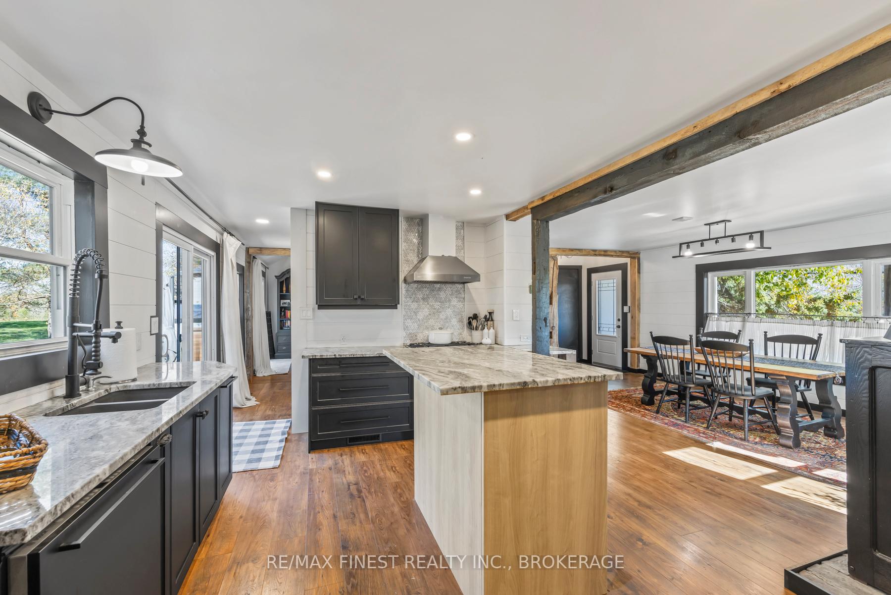 Photo 13 of 2313 Sydenham Road, Kingston, City North of 401 — HOMEH