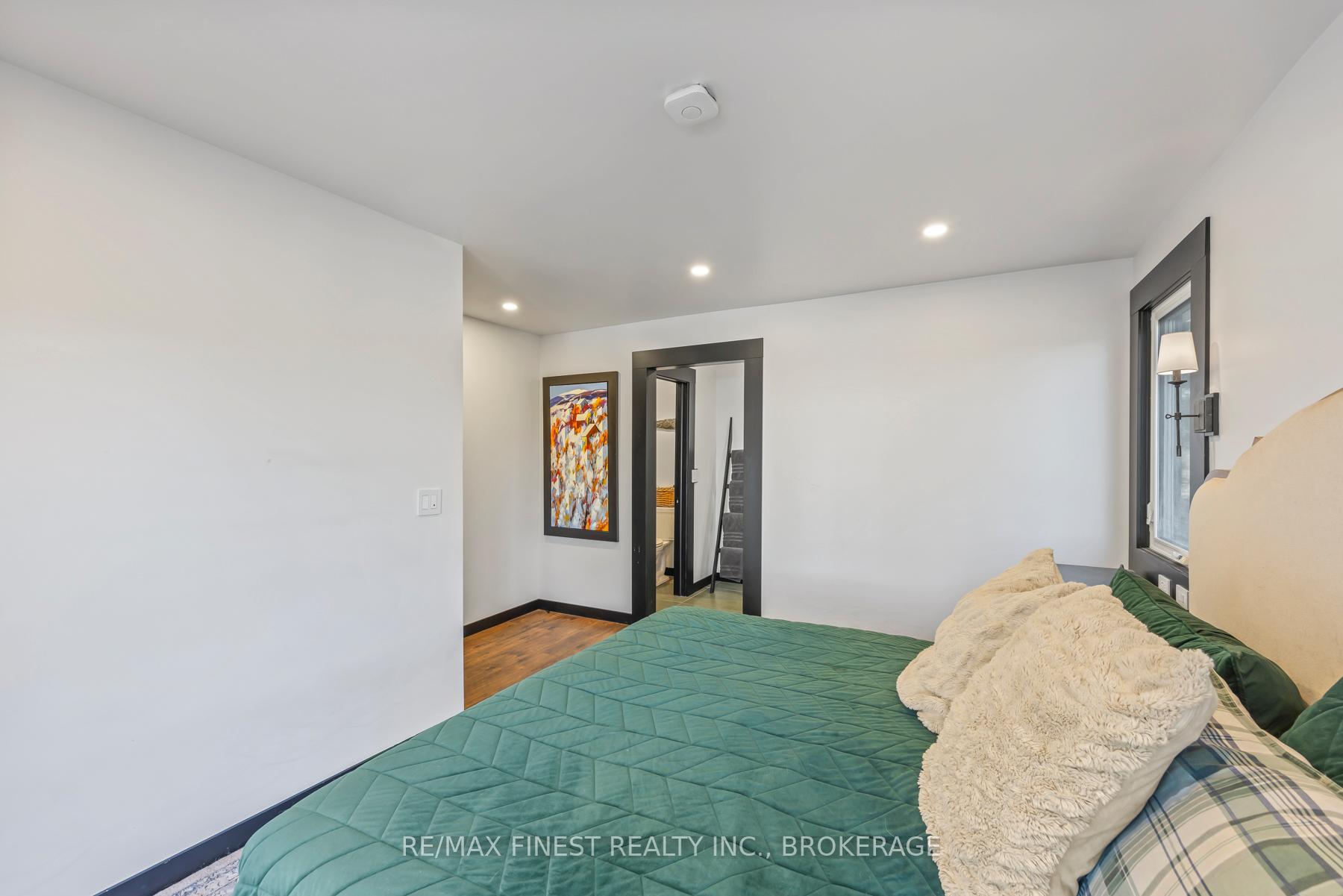 Photo 30 of 2313 Sydenham Road, Kingston, City North of 401 — HOMEH