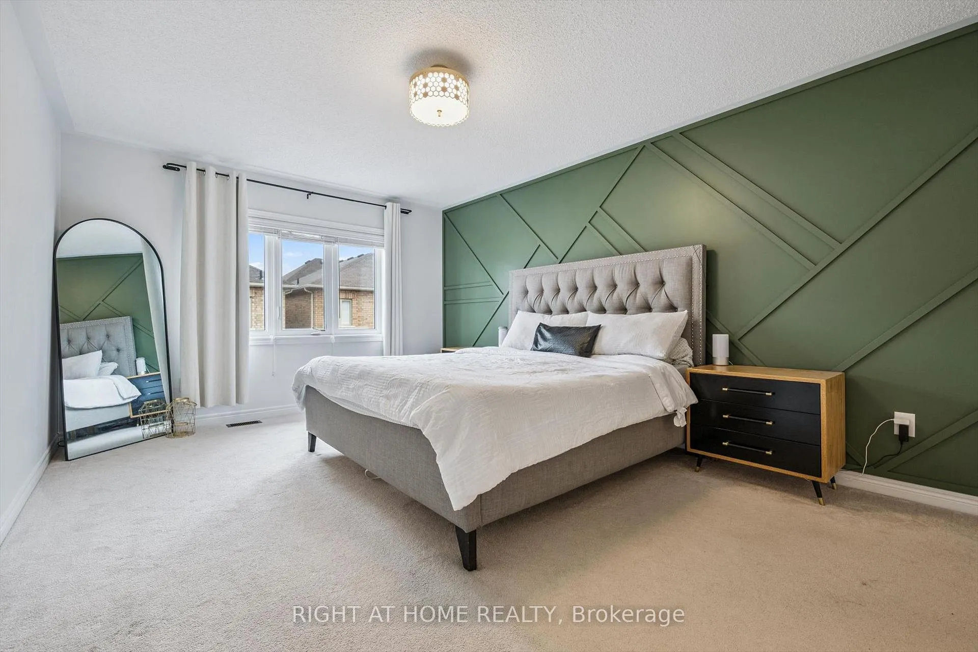 Photo 18 of 3 Antoine Street, Brampton, Northwest Brampton — HOMEH