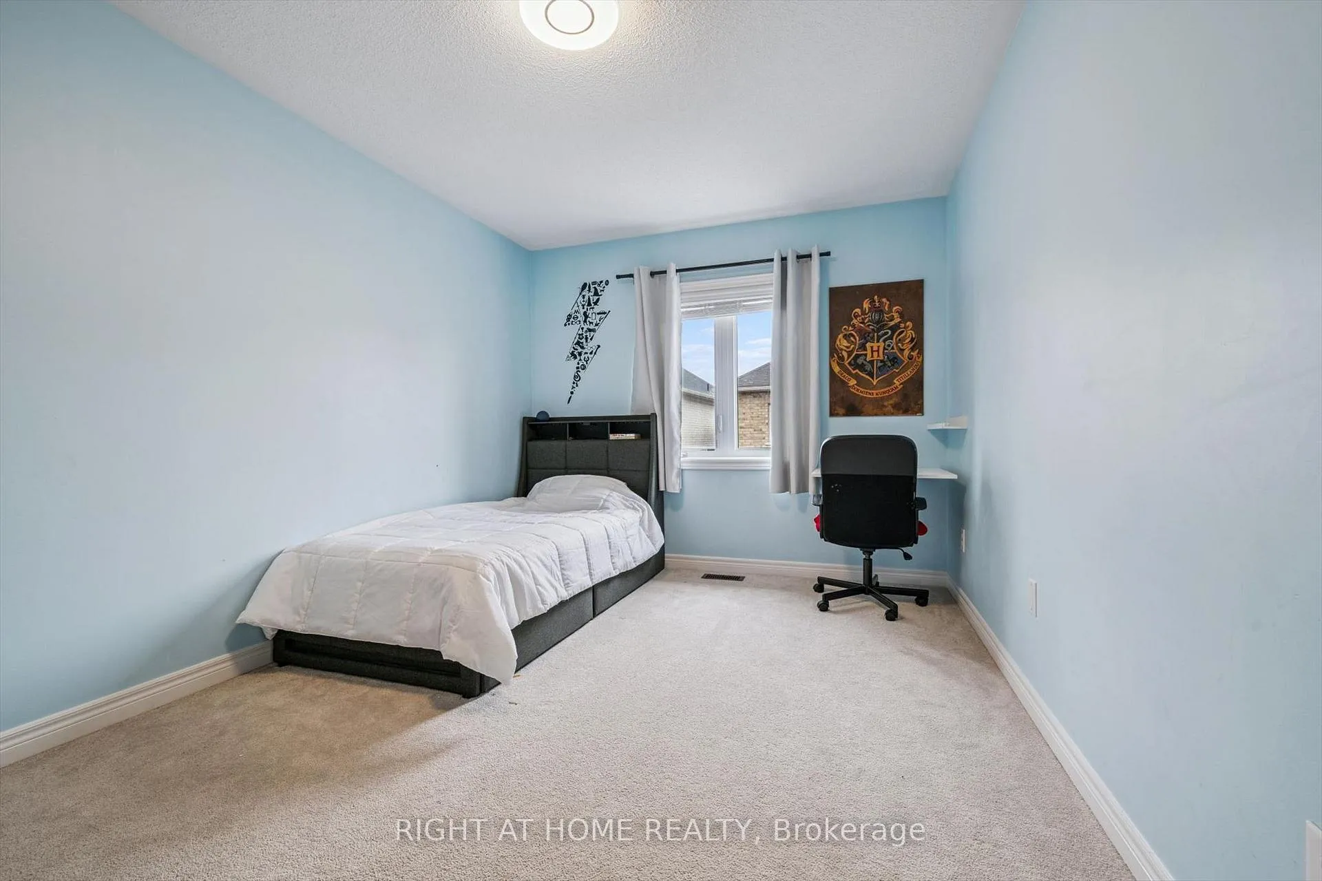 Photo 23 of 3 Antoine Street, Brampton, Northwest Brampton — HOMEH