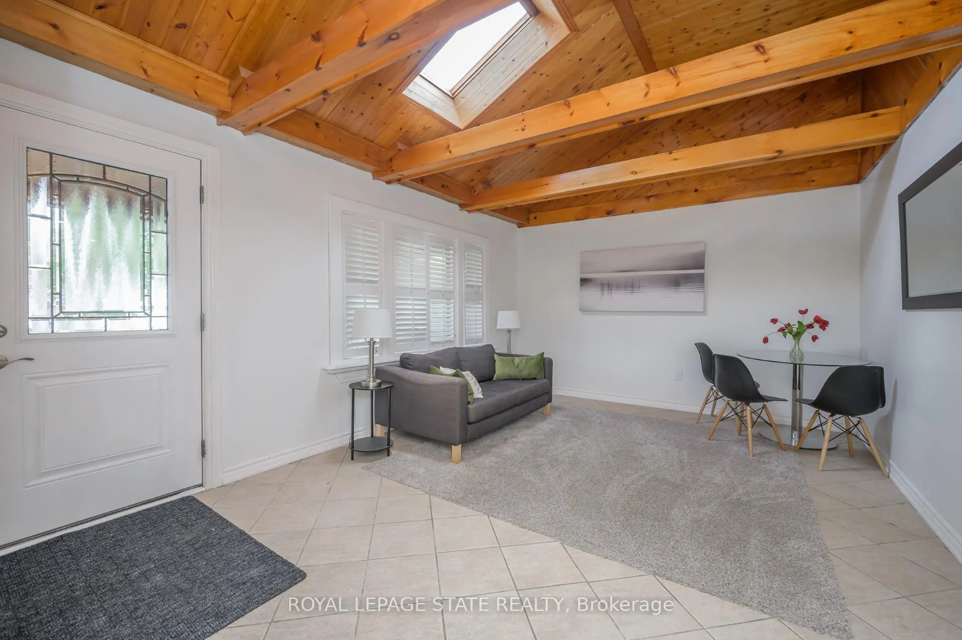 Photo 5 of Unit 1, 100 Munn Street, Hamilton, Raleigh — HOMEH