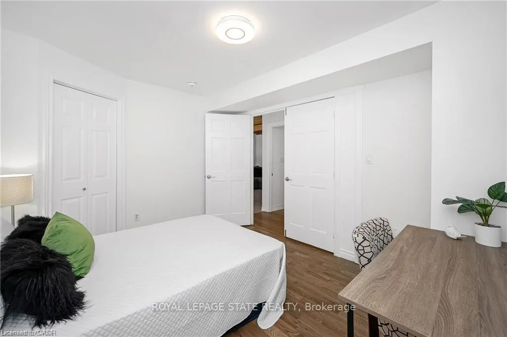 Photo 9 of Unit 1, 100 Munn Street, Hamilton, Raleigh — HOMEH