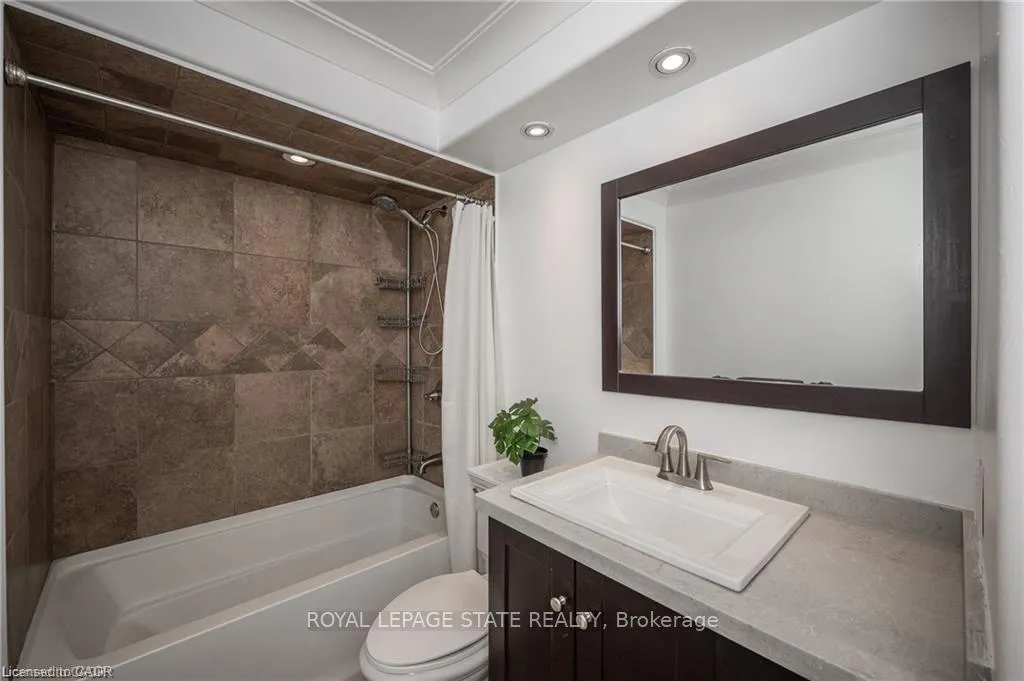 Photo 10 of Unit 1, 100 Munn Street, Hamilton, Raleigh — HOMEH