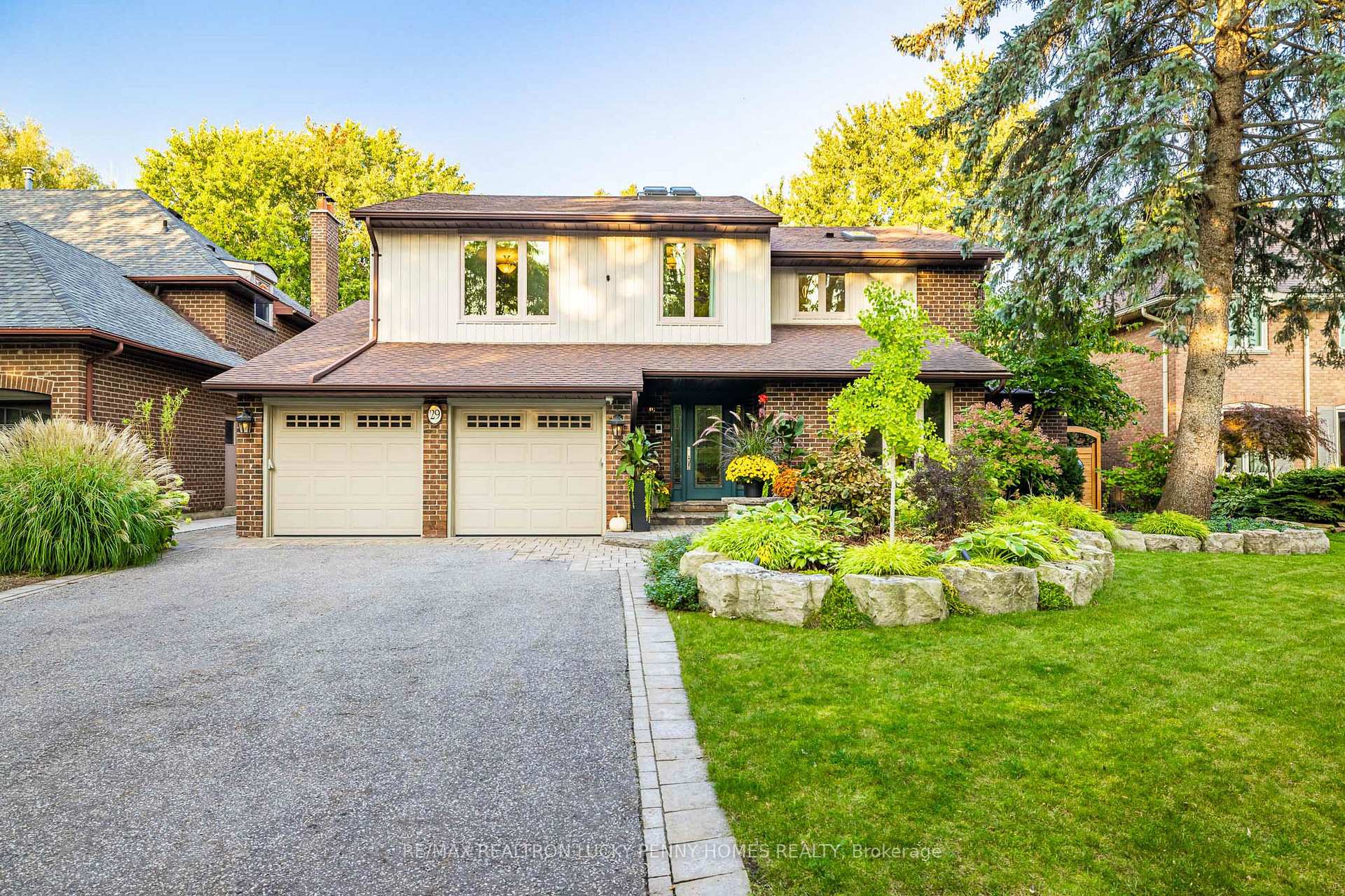 Photo 1 of 29 Ritter Crescent, Markham, Unionville — HOMEH