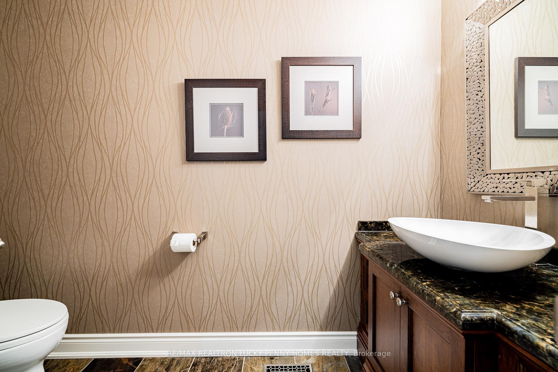 Photo 10 of 29 Ritter Crescent, Markham, Unionville — HOMEH