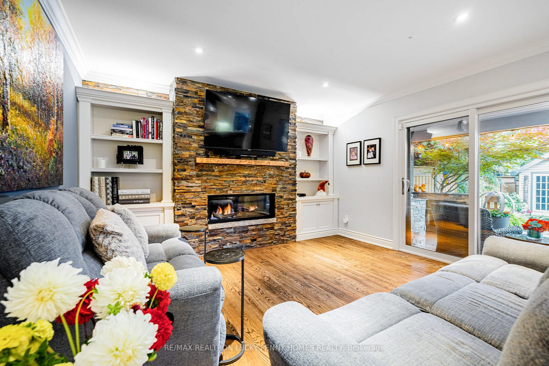 Photo 12 of 29 Ritter Crescent, Markham, Unionville — HOMEH