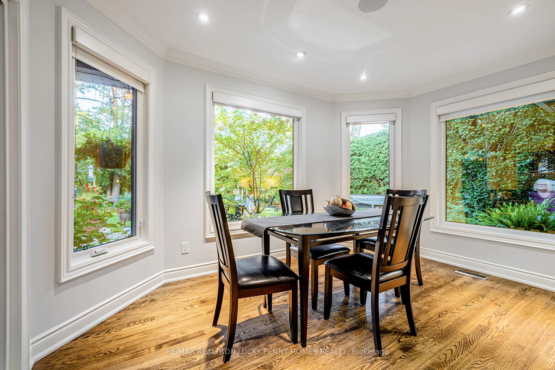 Photo 14 of 29 Ritter Crescent, Markham, Unionville — HOMEH