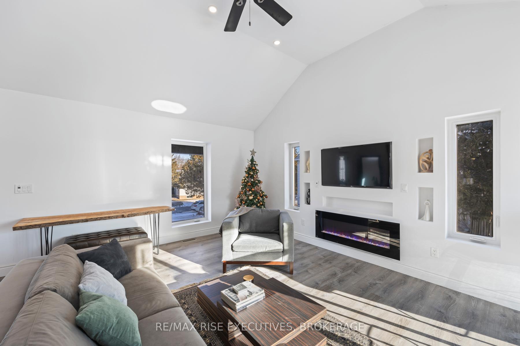 Photo 7 of 10 Greer Street, Kingston, Rideau — HOMEH
