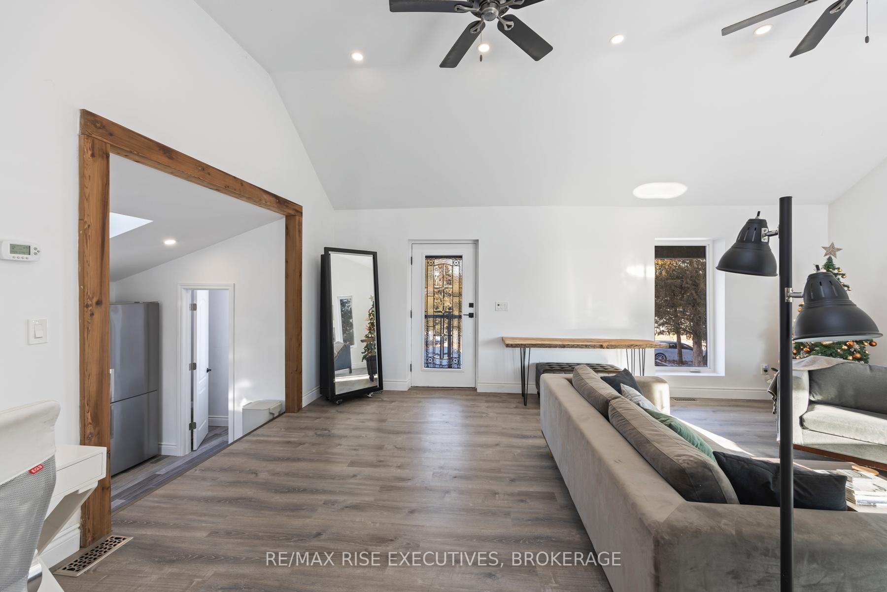 Photo 12 of 10 Greer Street, Kingston, Rideau — HOMEH