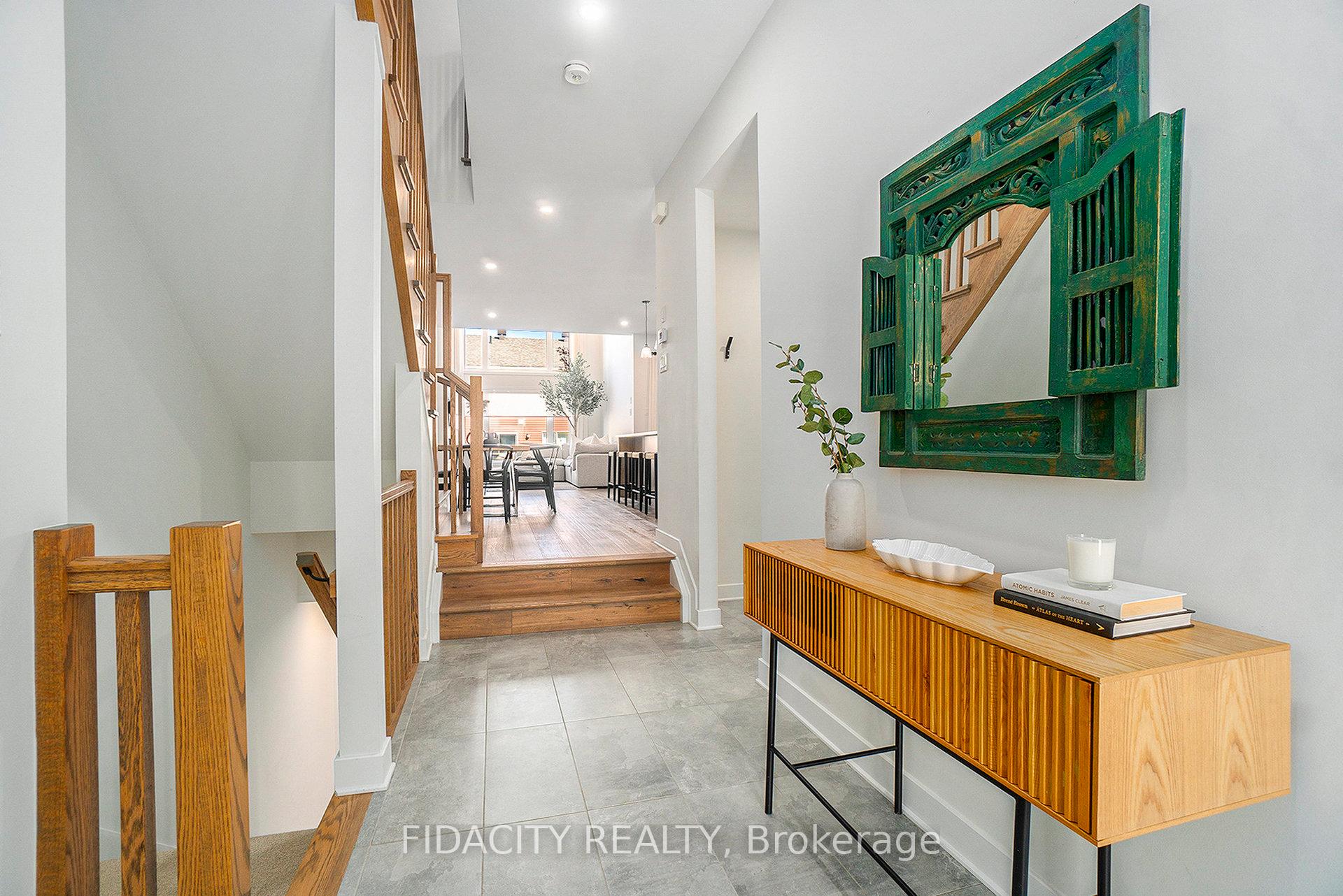 Photo 2 of 712 Twist Way, Ottawa, Kanata - Emerald Meadows/Trailwest — HOMEH