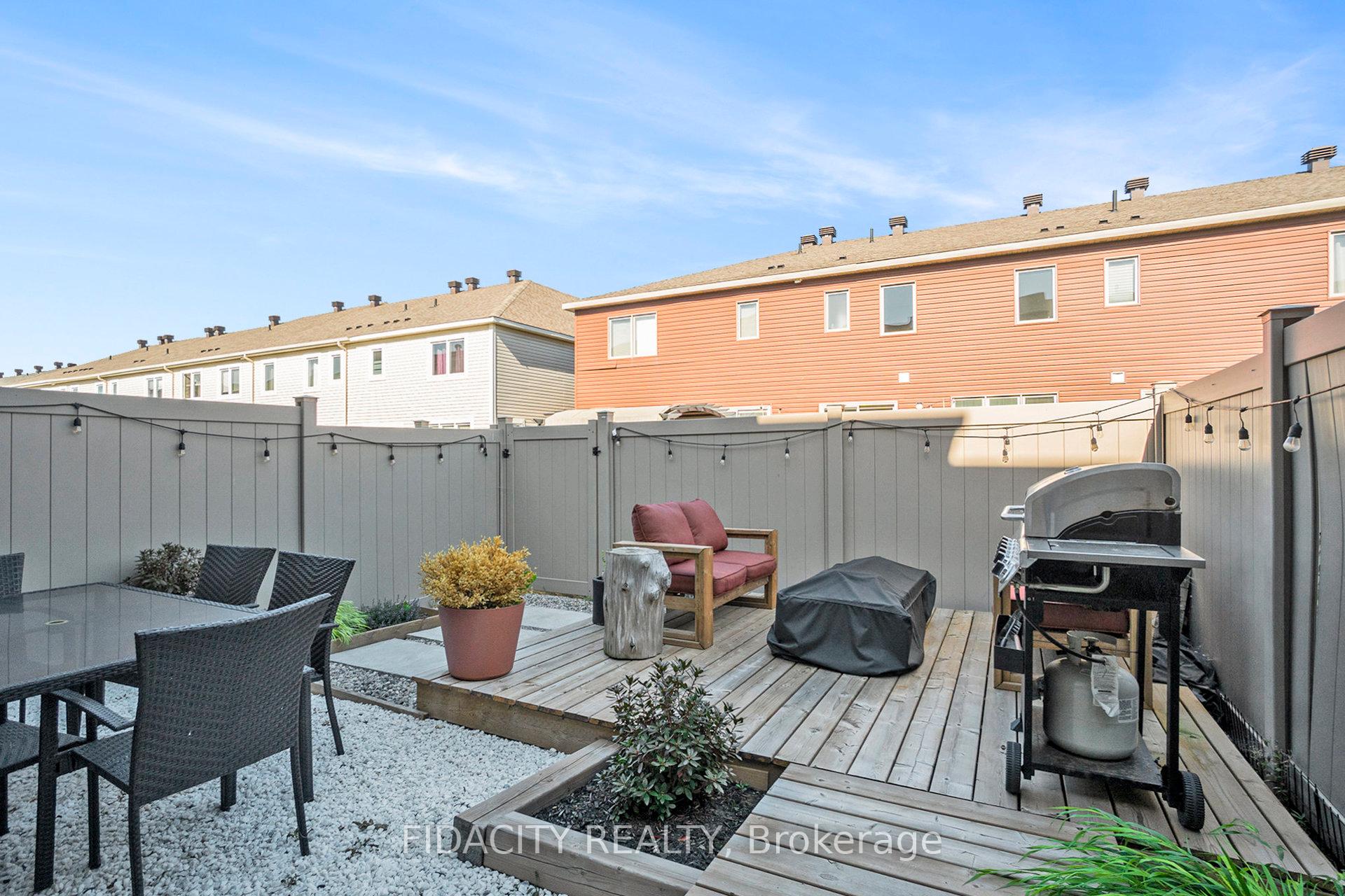 Photo 29 of 712 Twist Way, Ottawa, Kanata - Emerald Meadows/Trailwest — HOMEH