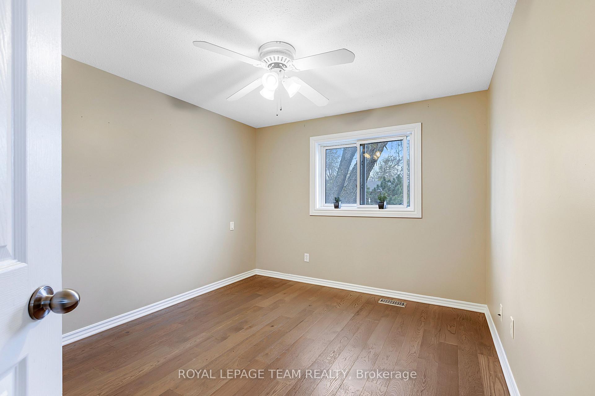 Photo 17 of 13 Morton Drive, Ottawa, Kanata - Glencairn/Hazeldean — HOMEH