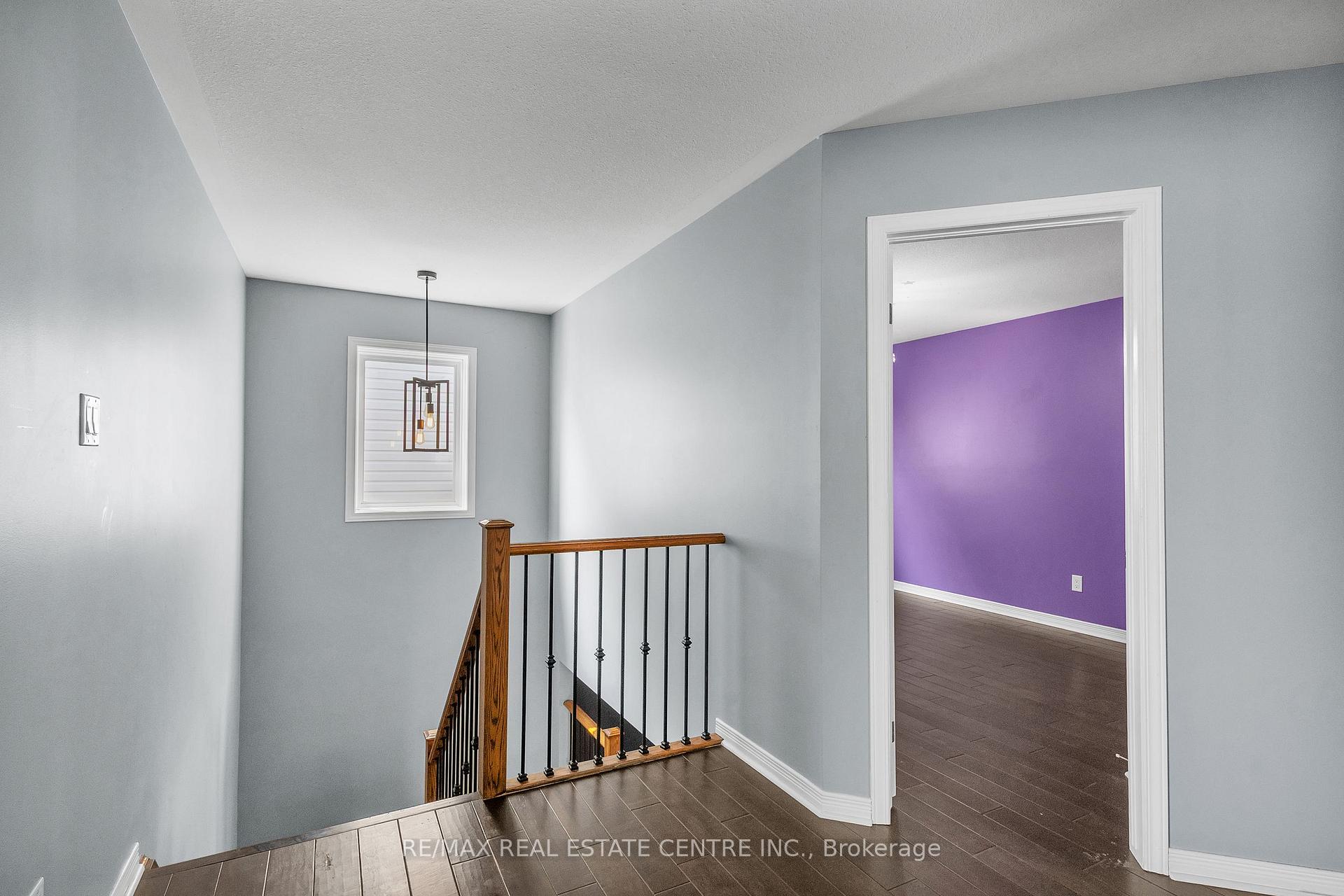 Photo 20 of 319 Robert Ferrie Drive, Kitchener — HOMEH