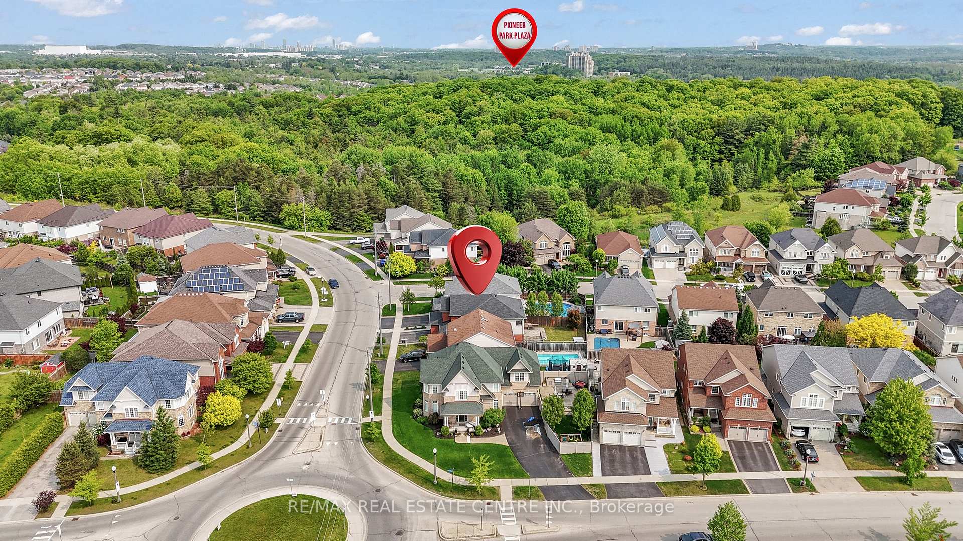 Photo 44 of 319 Robert Ferrie Drive, Kitchener — HOMEH