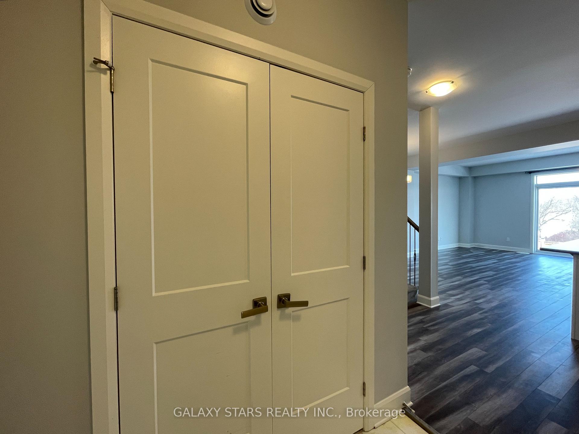 Photo 8 of 1231 Max Crescent, Kingston, City Northwest — HOMEH