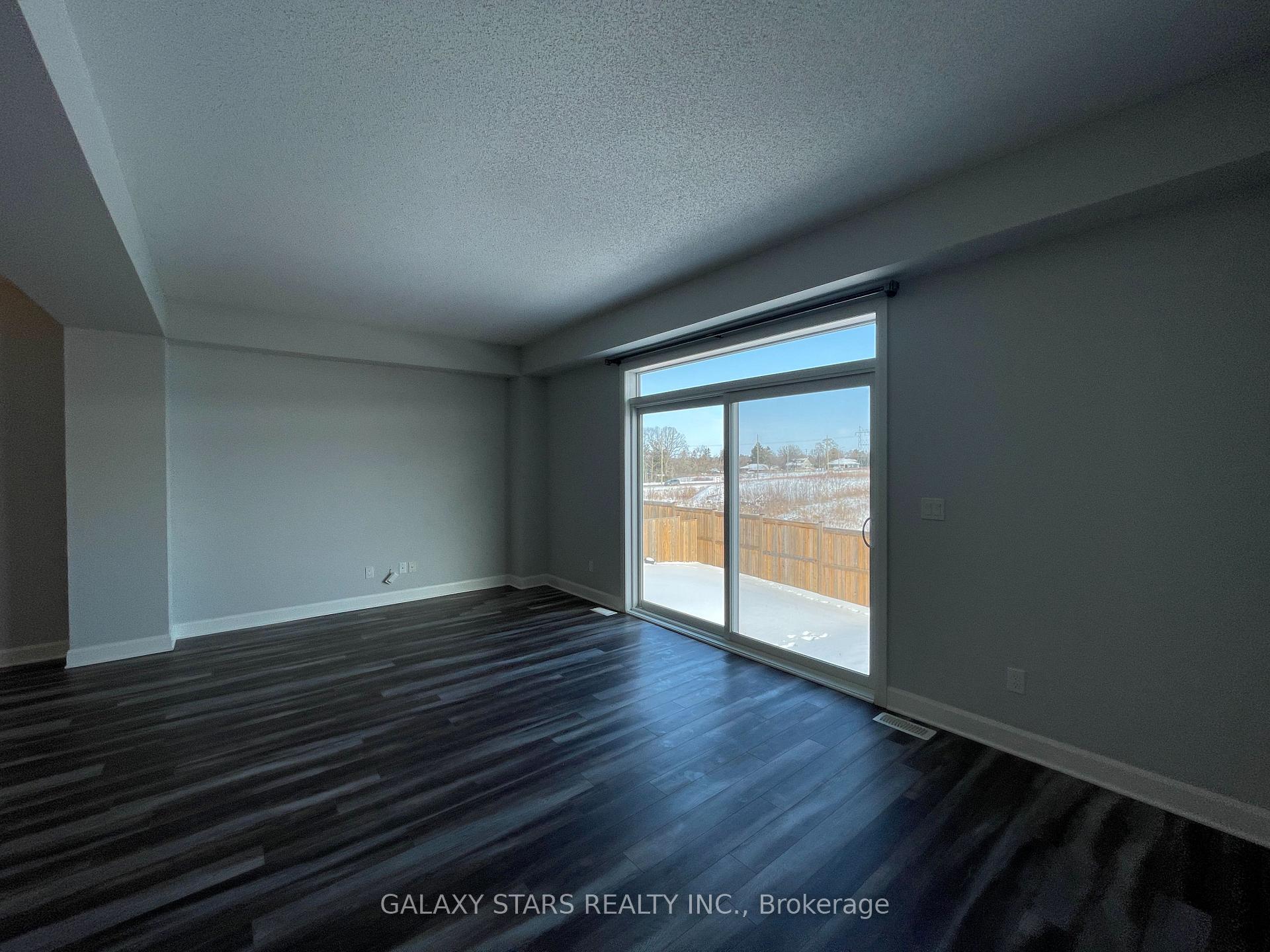Photo 24 of 1231 Max Crescent, Kingston, City Northwest — HOMEH
