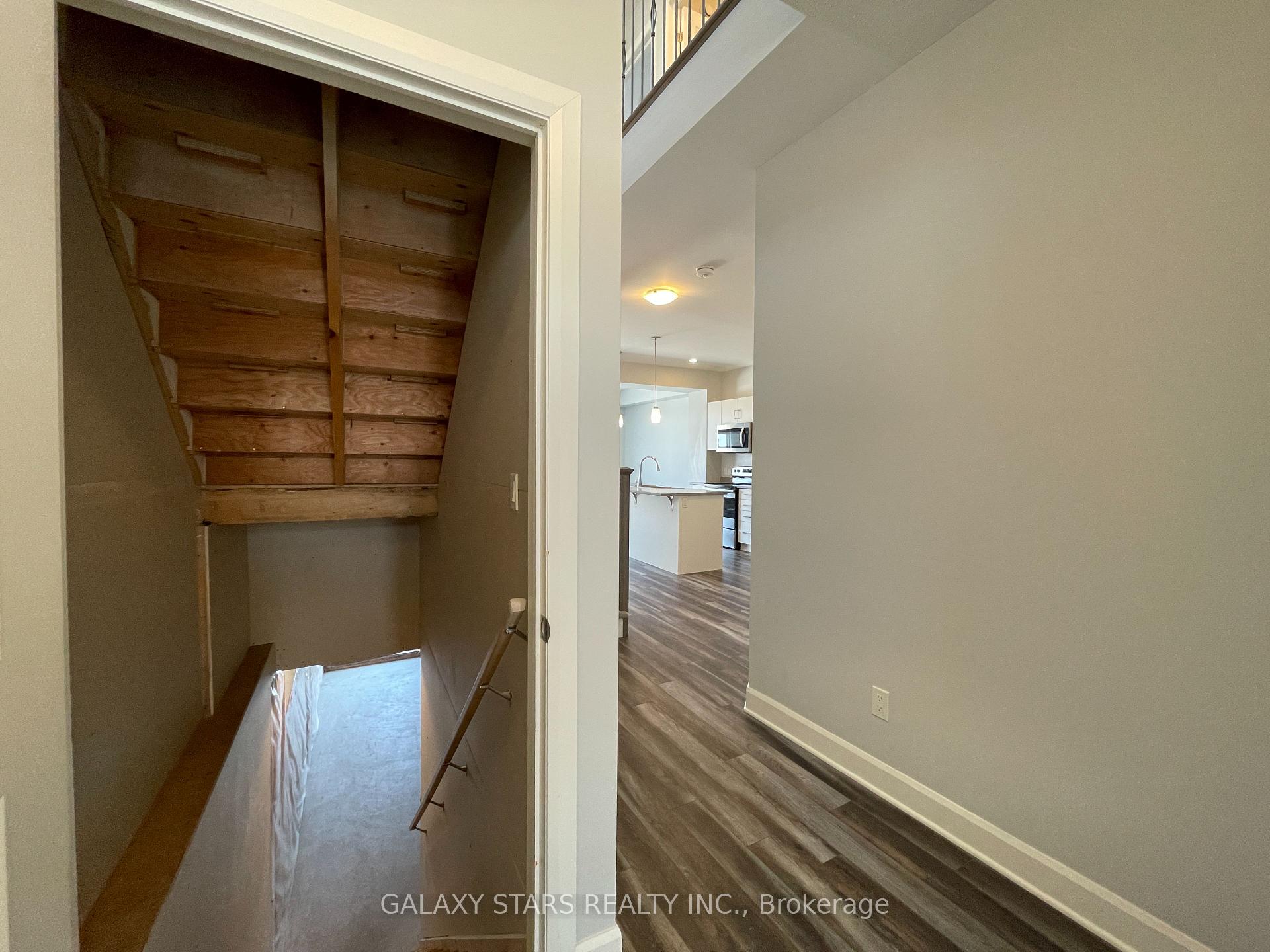 Photo 42 of 1231 Max Crescent, Kingston, City Northwest — HOMEH