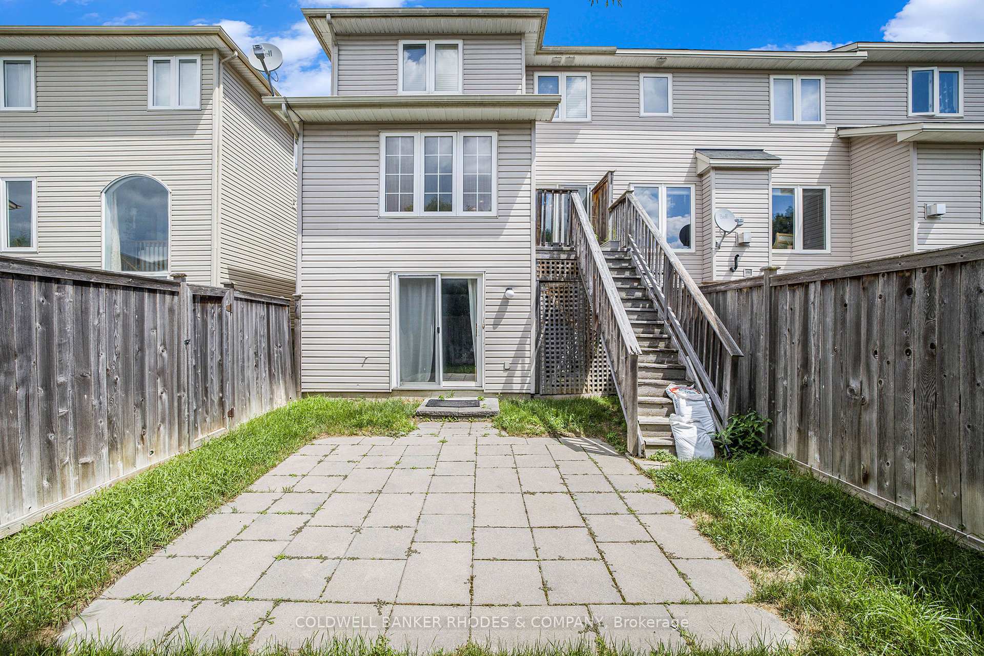 Photo 10 of 58 Saddlesmith Circle, Ottawa, Kanata - Emerald Meadows/Trailwest — HOMEH