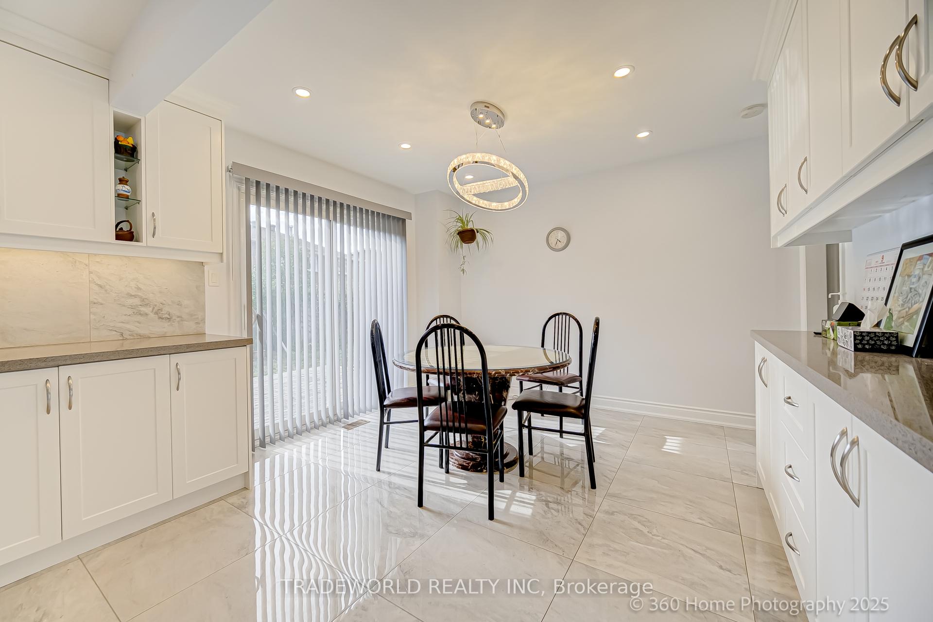 Photo 15 of 20 Eden Avenue, Markham, Milliken Mills East — HOMEH