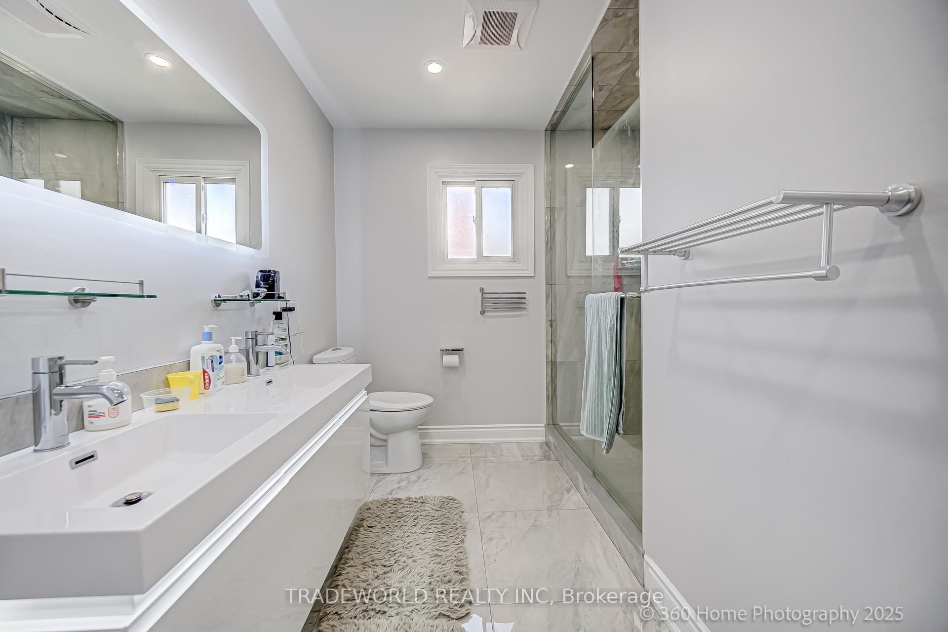 Photo 32 of 20 Eden Avenue, Markham, Milliken Mills East — HOMEH
