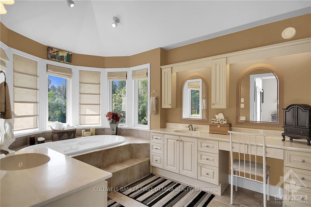 Photo 15 of 6068 James Bell Drive, Ottawa, Manotick South to Roger Stevens — HOMEH