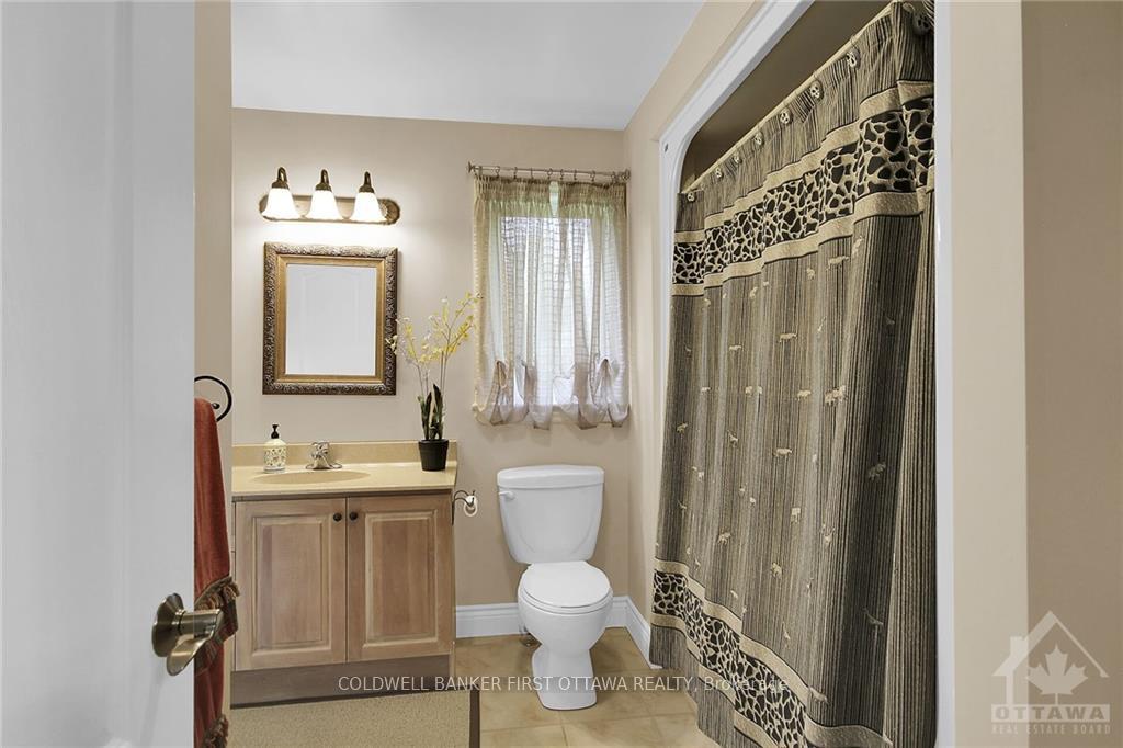 Photo 17 of 6068 James Bell Drive, Ottawa, Manotick South to Roger Stevens — HOMEH