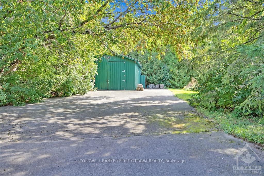 Photo 27 of 6068 James Bell Drive, Ottawa, Manotick South to Roger Stevens — HOMEH
