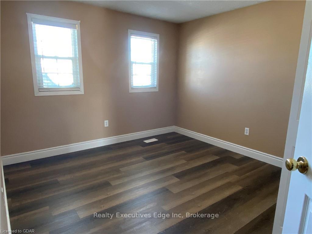 Photo 9 of Unit Main, 47 Red Clover Crescent, Kitchener — HOMEH