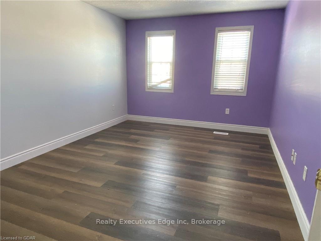 Photo 10 of Unit Main, 47 Red Clover Crescent, Kitchener — HOMEH