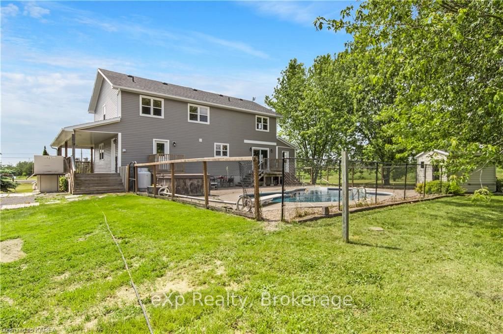 Photo 30 of 435 County 6 Road, Loyalist, Lennox and Addington - South — HOMEH