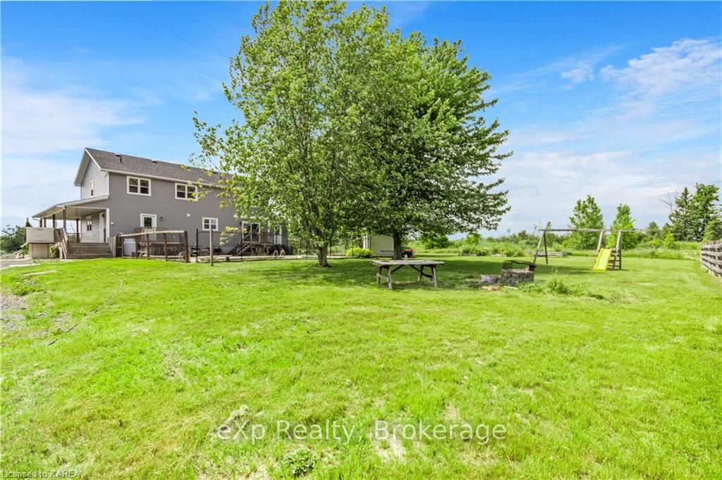 Photo 31 of 435 County 6 Road, Loyalist, Lennox and Addington - South — HOMEH