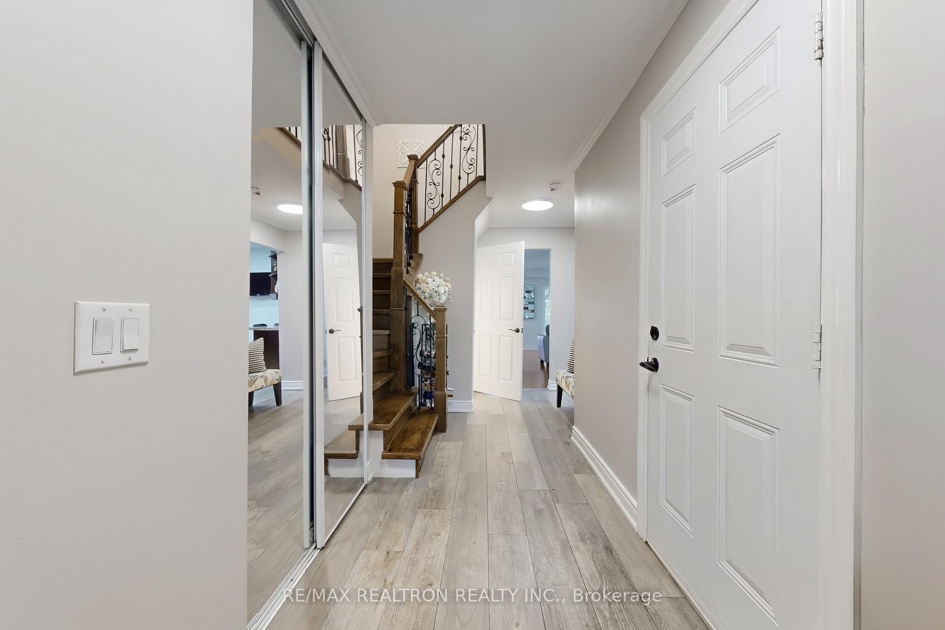 Photo 14 of 168 Cottonwood Court, Markham, Bayview Fairway-Bayview Country Club Estates — HOMEH
