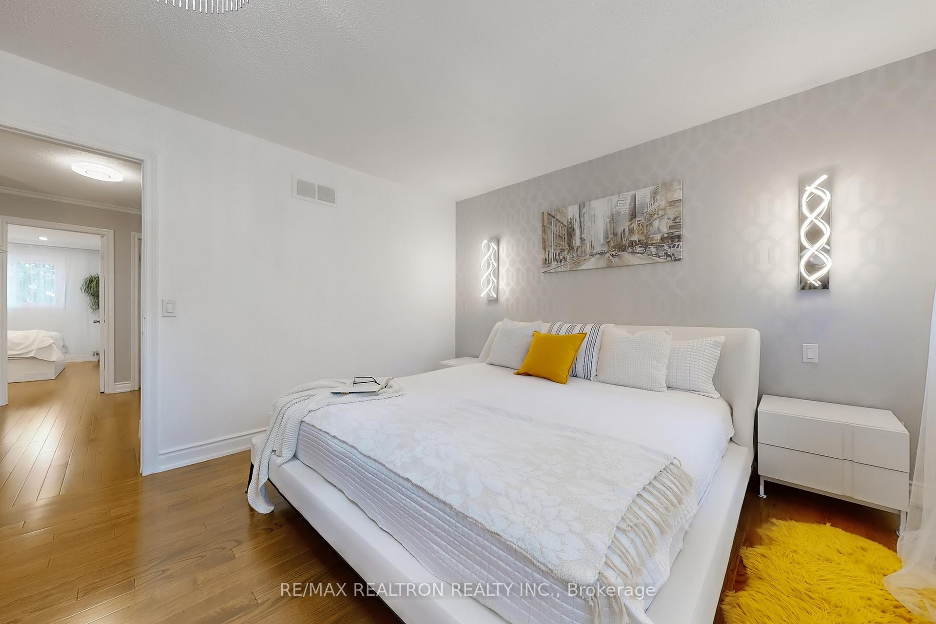 Photo 17 of 168 Cottonwood Court, Markham, Bayview Fairway-Bayview Country Club Estates — HOMEH