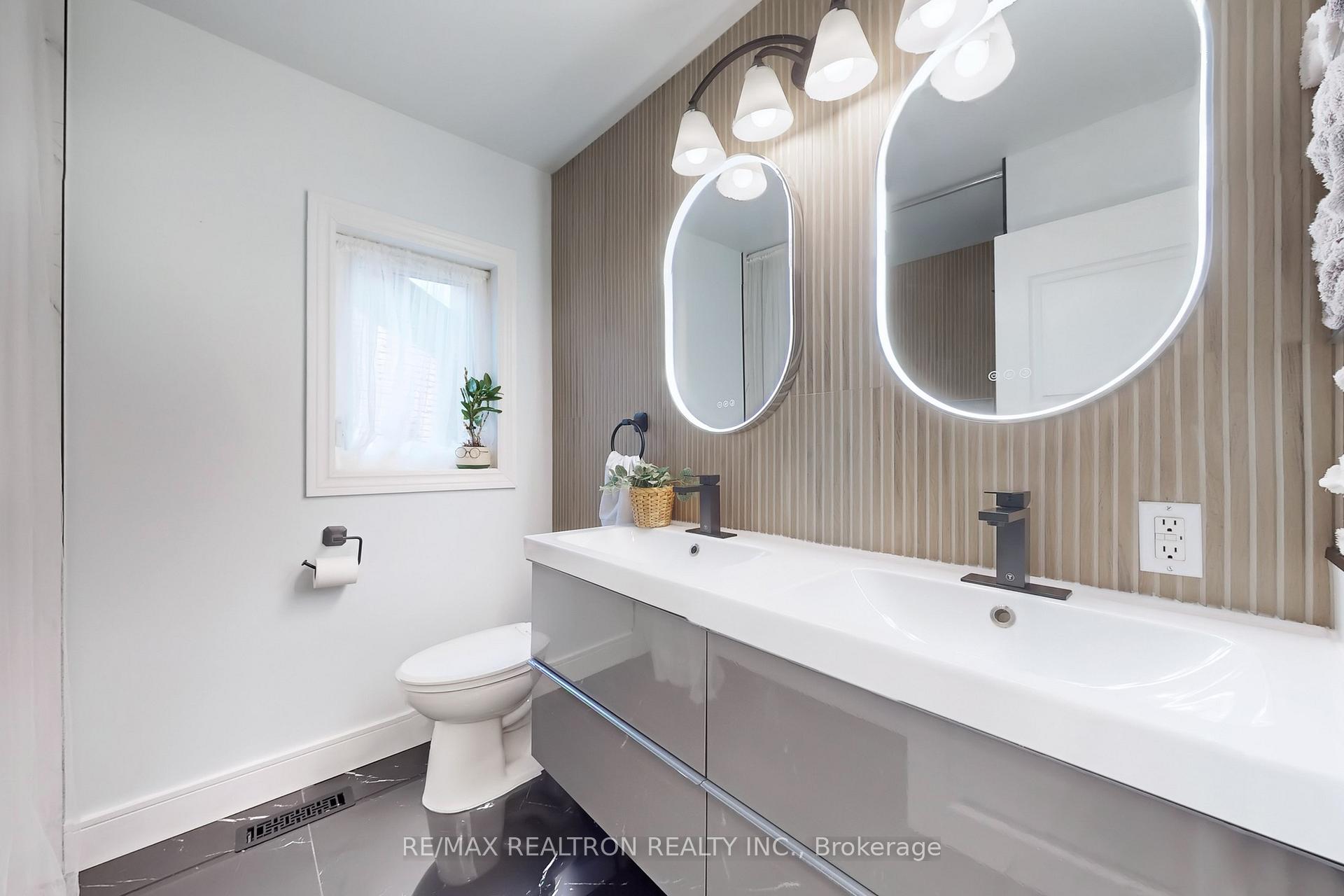 Photo 25 of 168 Cottonwood Court, Markham, Bayview Fairway-Bayview Country Club Estates — HOMEH