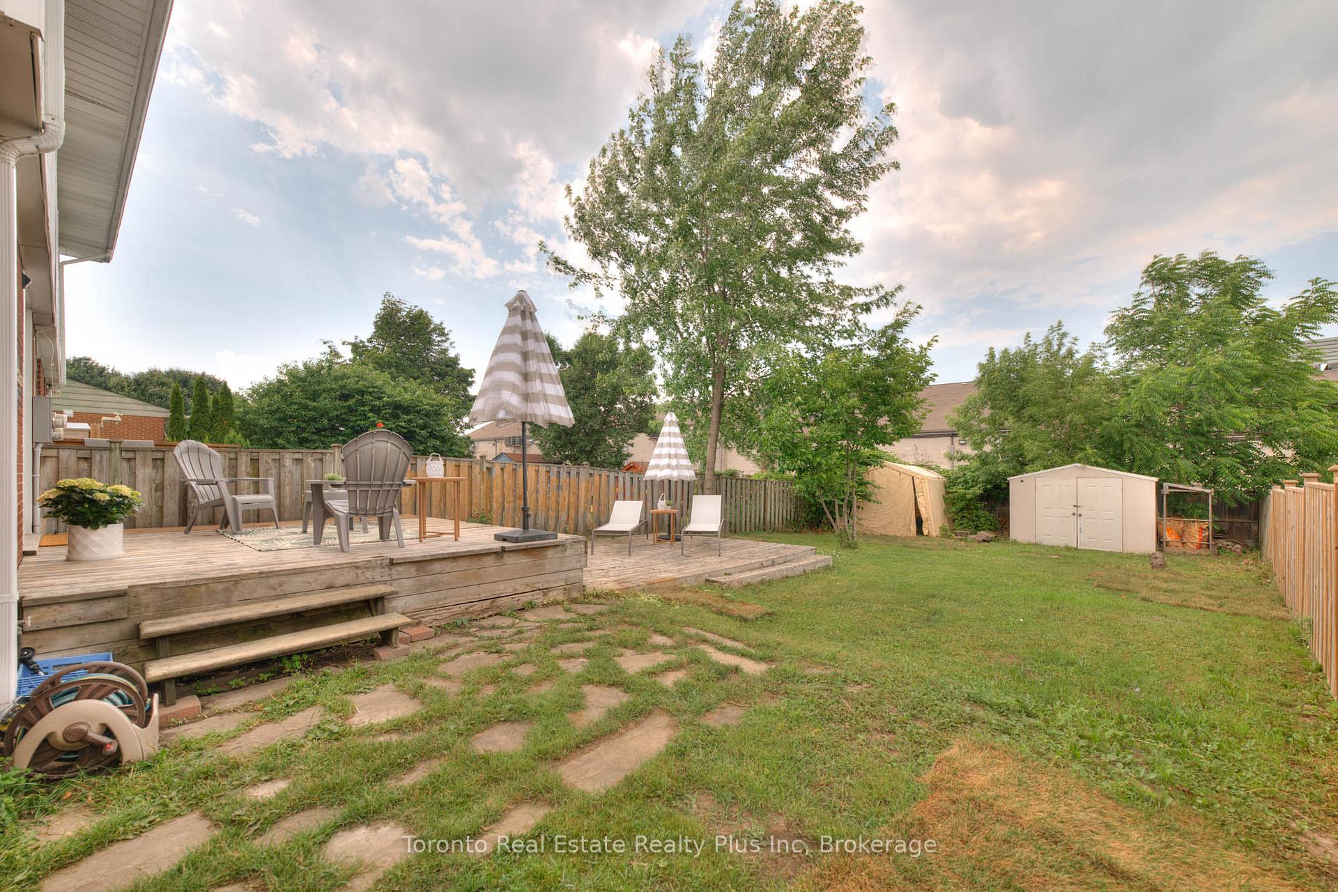 Photo 26 of 31 Roberts Crescent, Kitchener — HOMEH