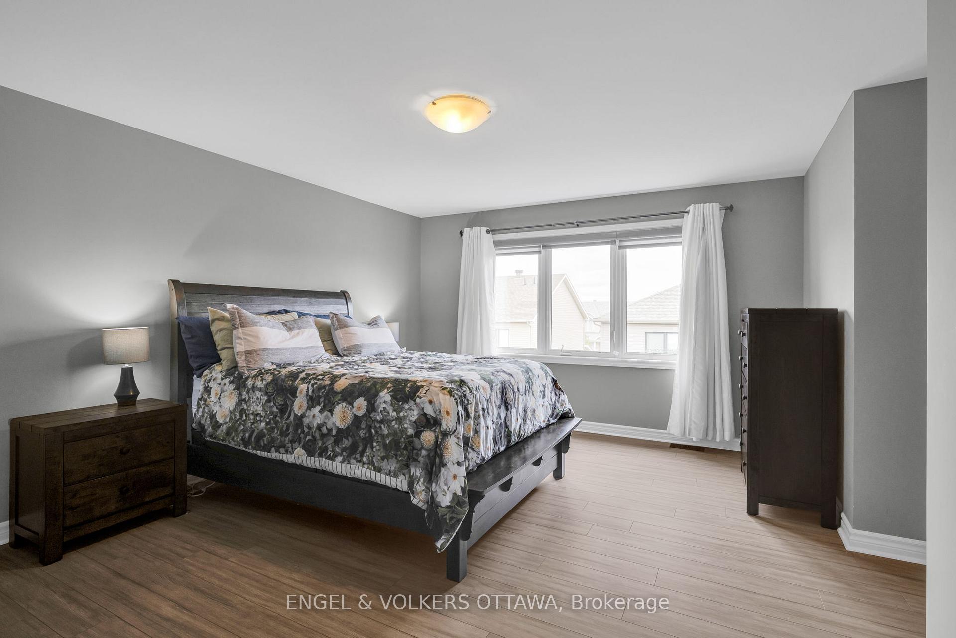 Photo 17 of 275 Mission Trail Crescent, Ottawa, Kanata - Kanata Lakes/Heritage Hills — HOMEH