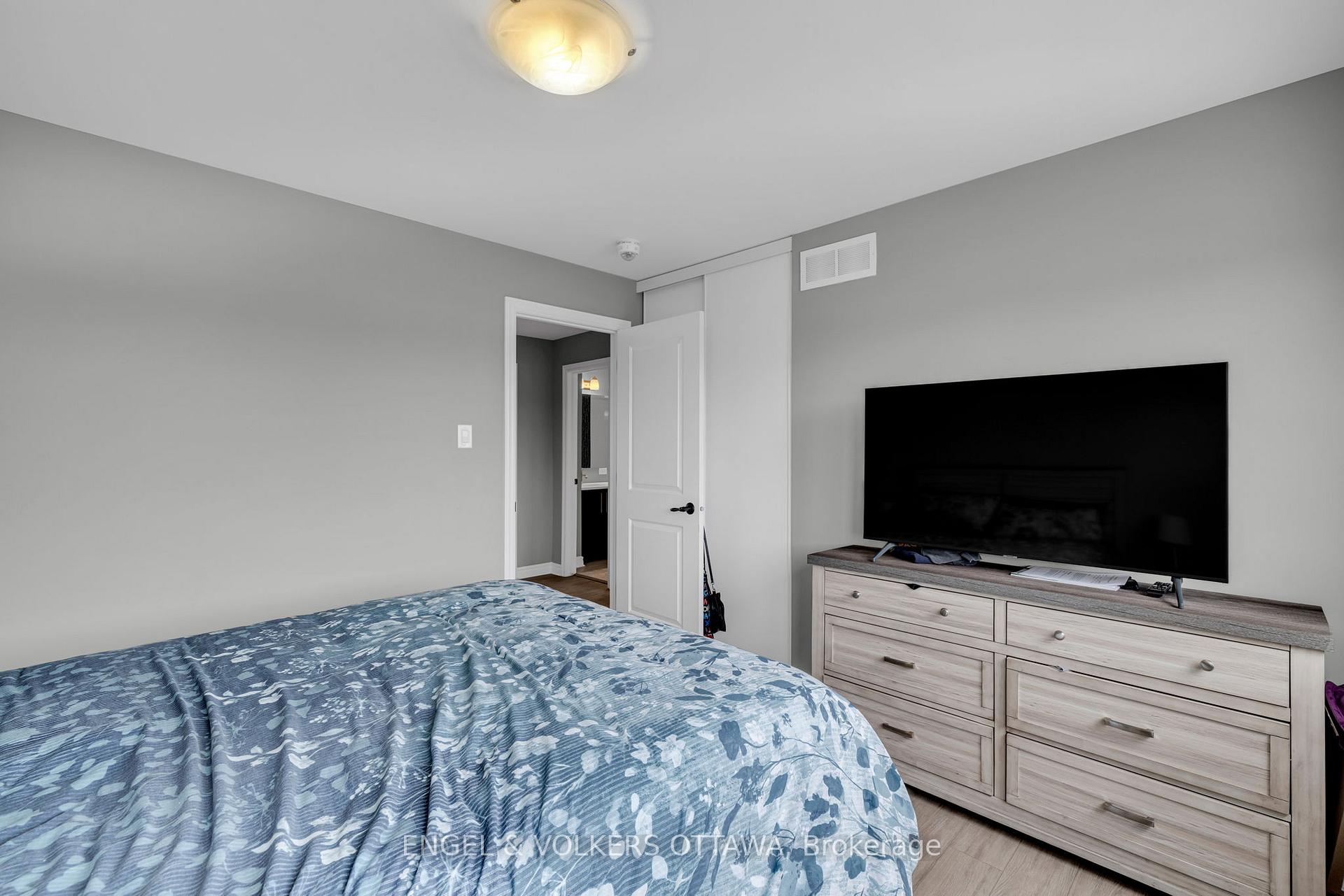Photo 24 of 275 Mission Trail Crescent, Ottawa, Kanata - Kanata Lakes/Heritage Hills — HOMEH