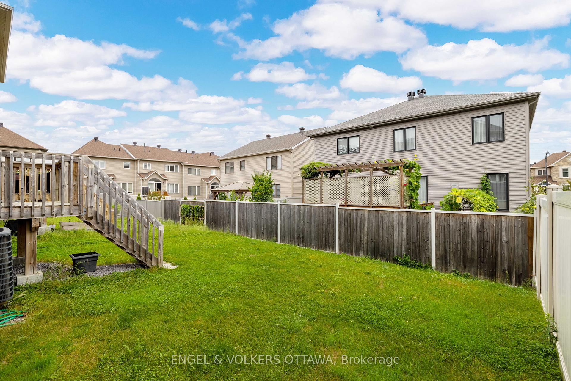 Photo 29 of 275 Mission Trail Crescent, Ottawa, Kanata - Kanata Lakes/Heritage Hills — HOMEH