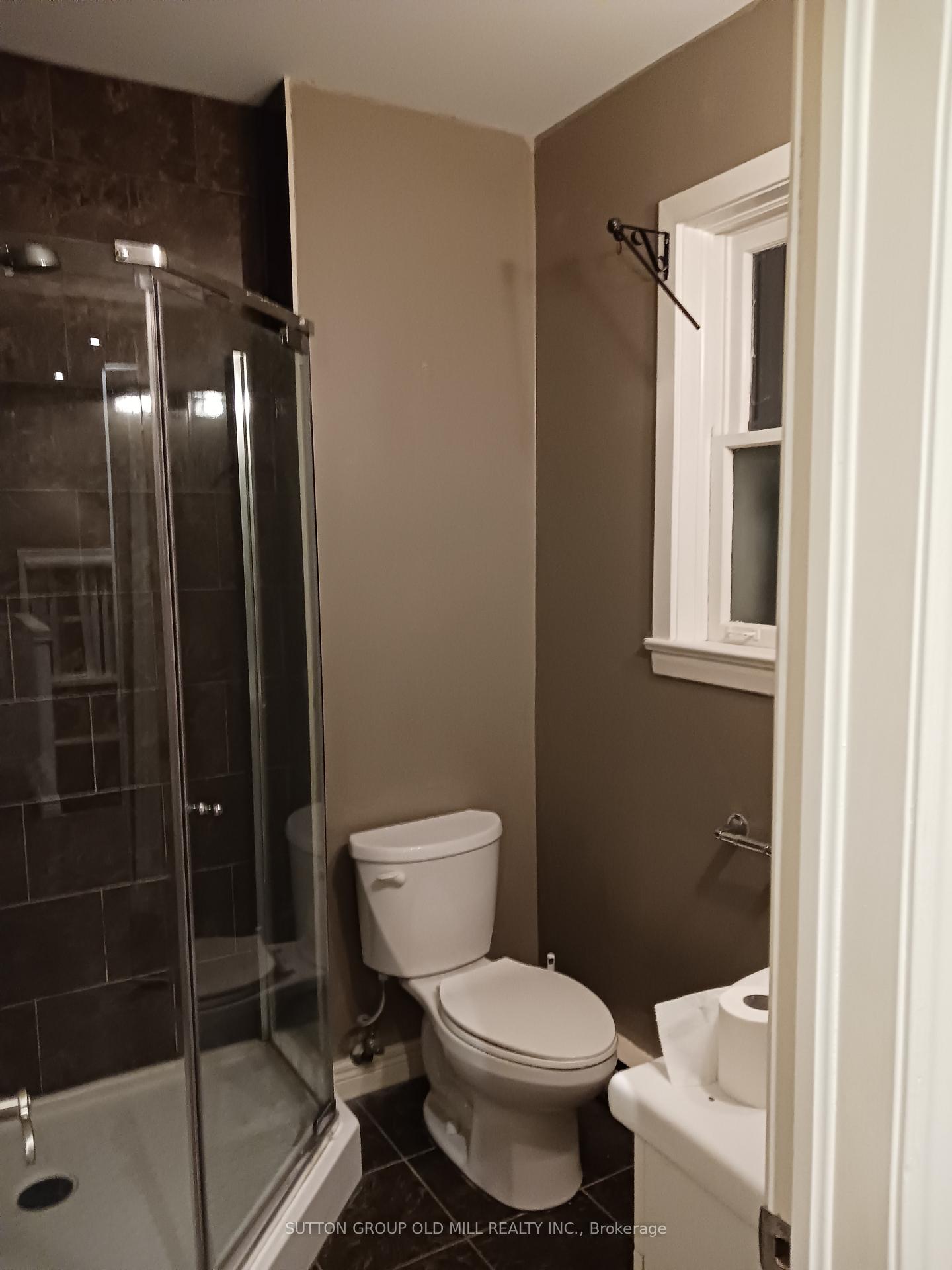 Photo 4 of Unit 2, 293 Queenston Road, Hamilton, McQuesten — HOMEH