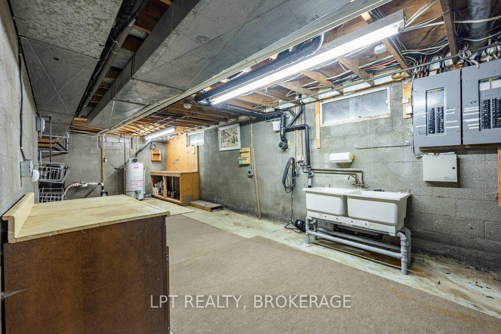 Photo 39 of 5 Cashman Place, Kingston, City North of 401 — HOMEH