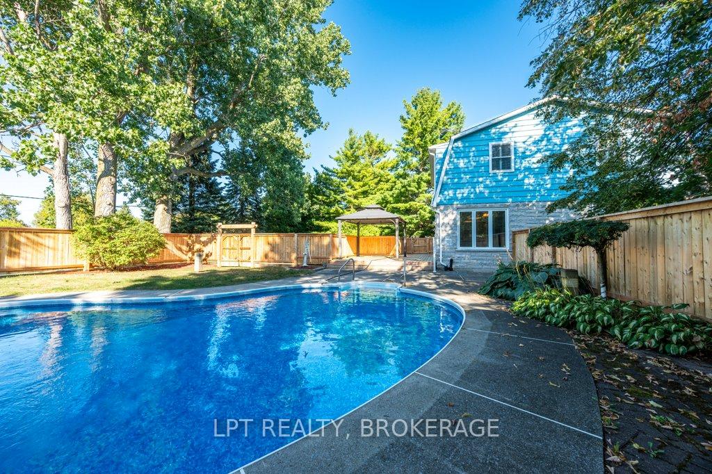 Photo 49 of 5 Cashman Place, Kingston, City North of 401 — HOMEH