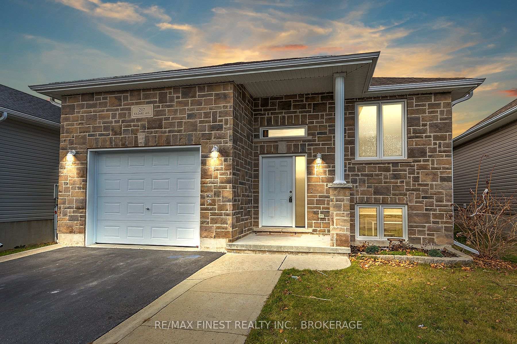 Photo 1 of 217 Kildare Avenue, Loyalist, Amherstview — HOMEH