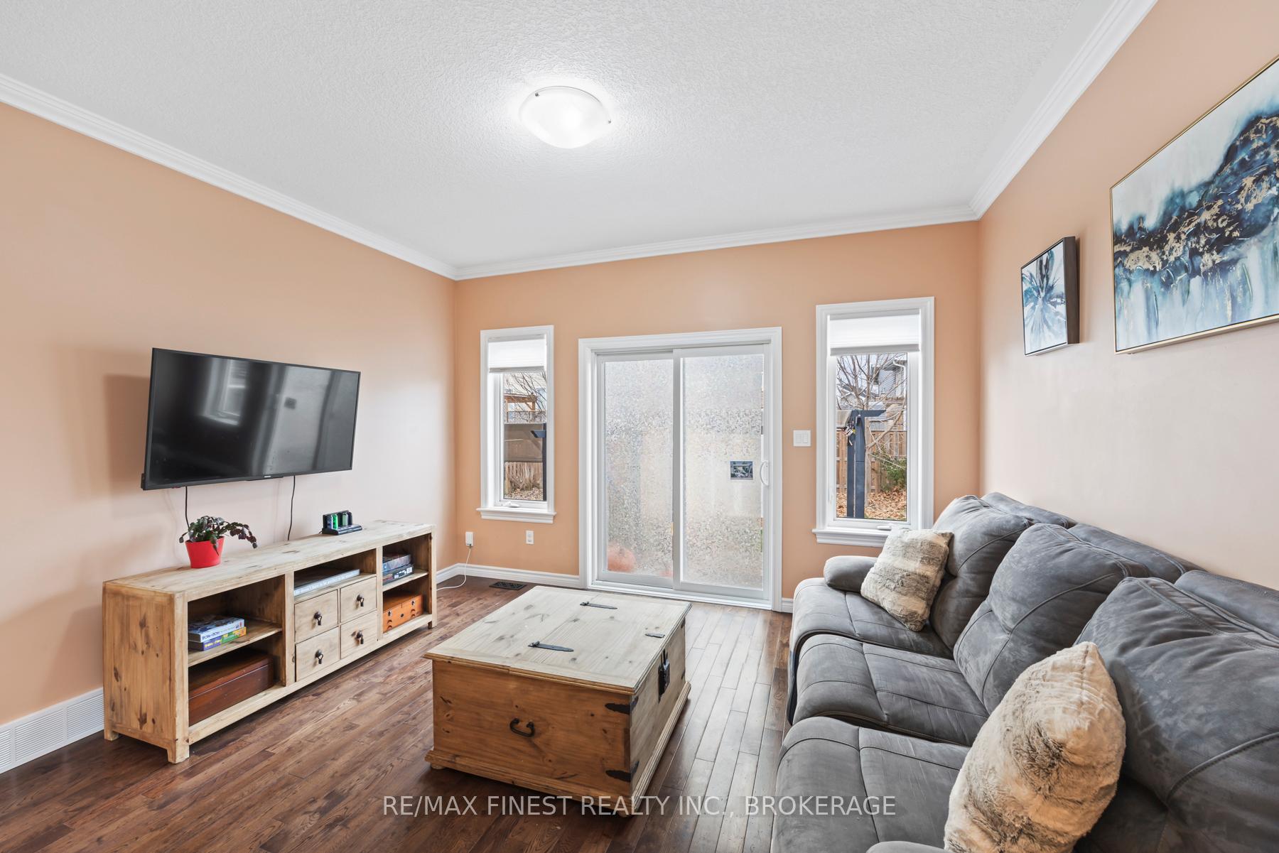 Photo 16 of 217 Kildare Avenue, Loyalist, Amherstview — HOMEH
