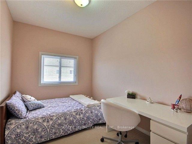 Photo 7 of 7 Snowdrop Crescent, Kitchener, Larentian West — HOMEH