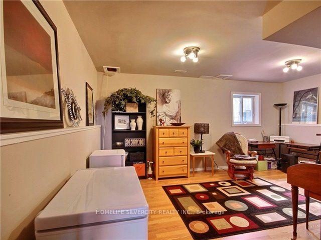 Photo 11 of 7 Snowdrop Crescent, Kitchener, Larentian West — HOMEH