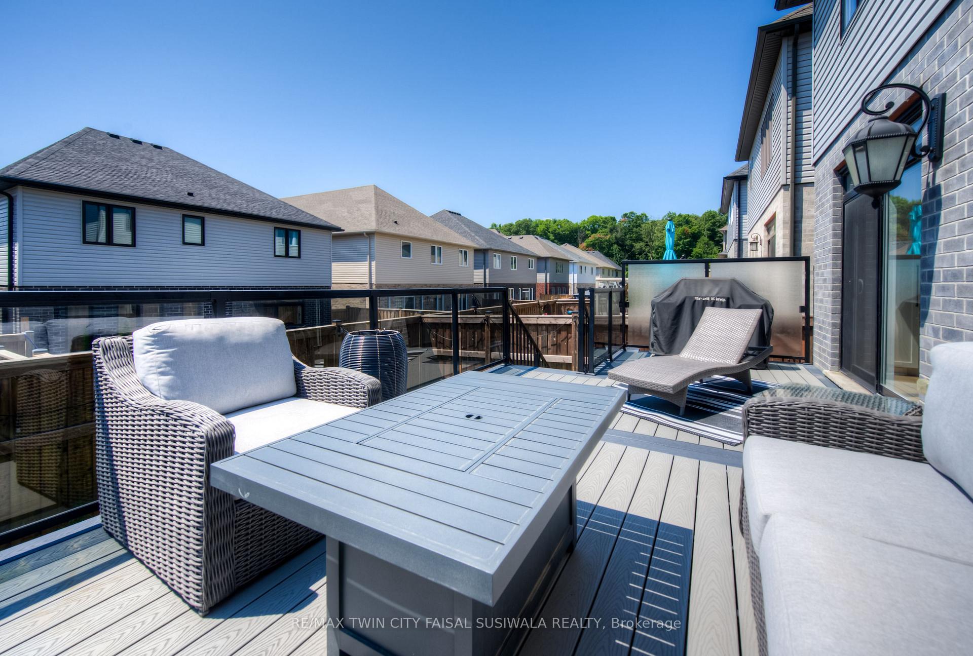 Photo 6 of 362 Moorlands Crescent, Kitchener — HOMEH
