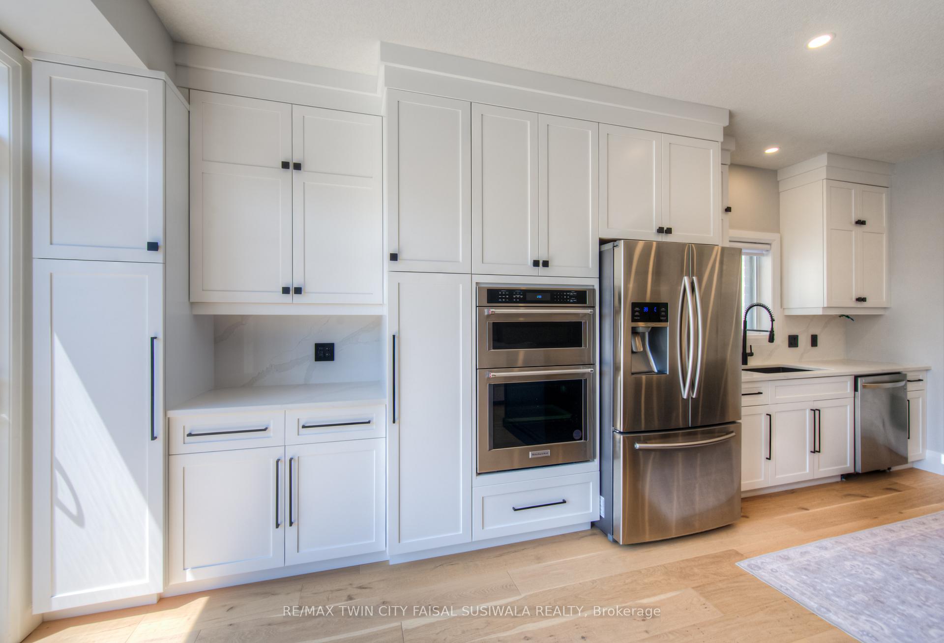 Photo 15 of 362 Moorlands Crescent, Kitchener — HOMEH