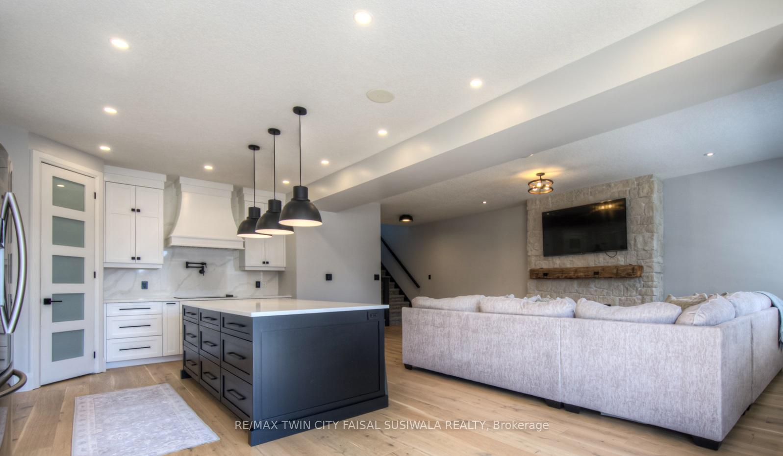 Photo 17 of 362 Moorlands Crescent, Kitchener — HOMEH